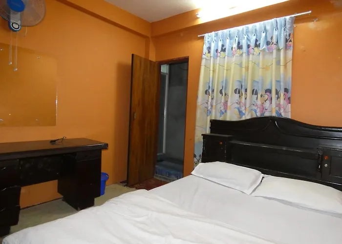 Sara's Backpackers