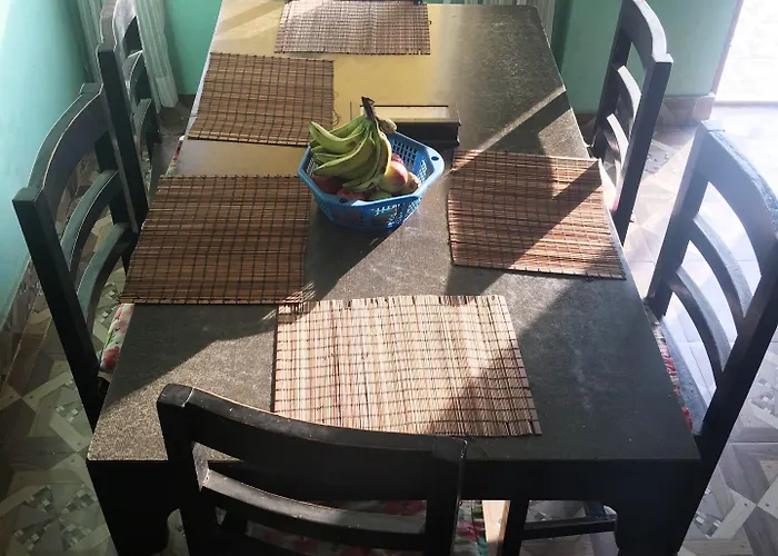 Sara's Backpackers Hostel